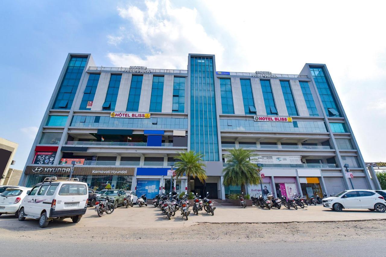 Fabhotel Bliss Αχμπανταμπάντ Εξωτερικό φωτογραφία