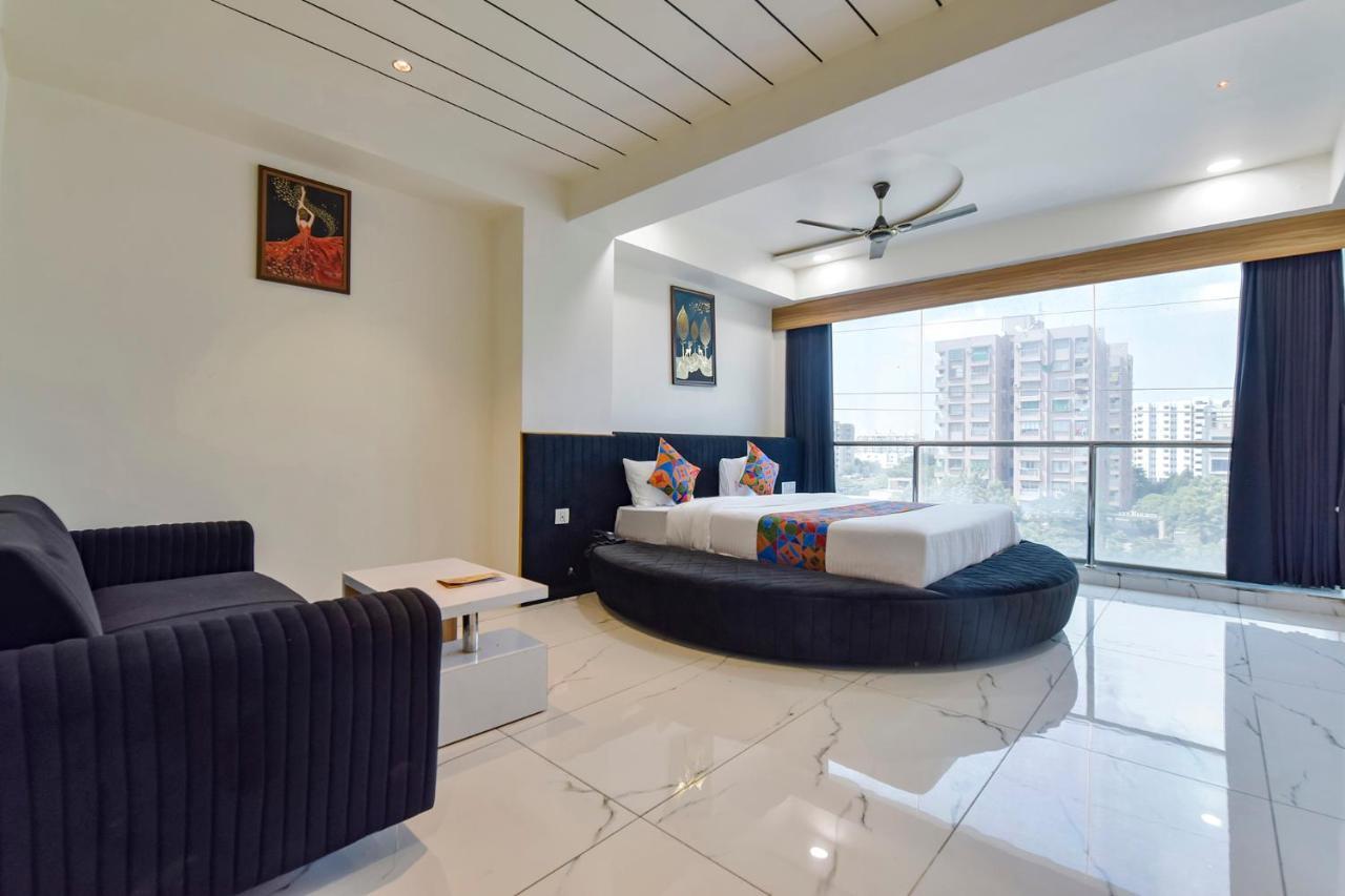 Fabhotel Bliss Αχμπανταμπάντ Εξωτερικό φωτογραφία
