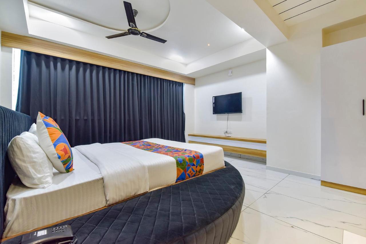 Fabhotel Bliss Αχμπανταμπάντ Εξωτερικό φωτογραφία