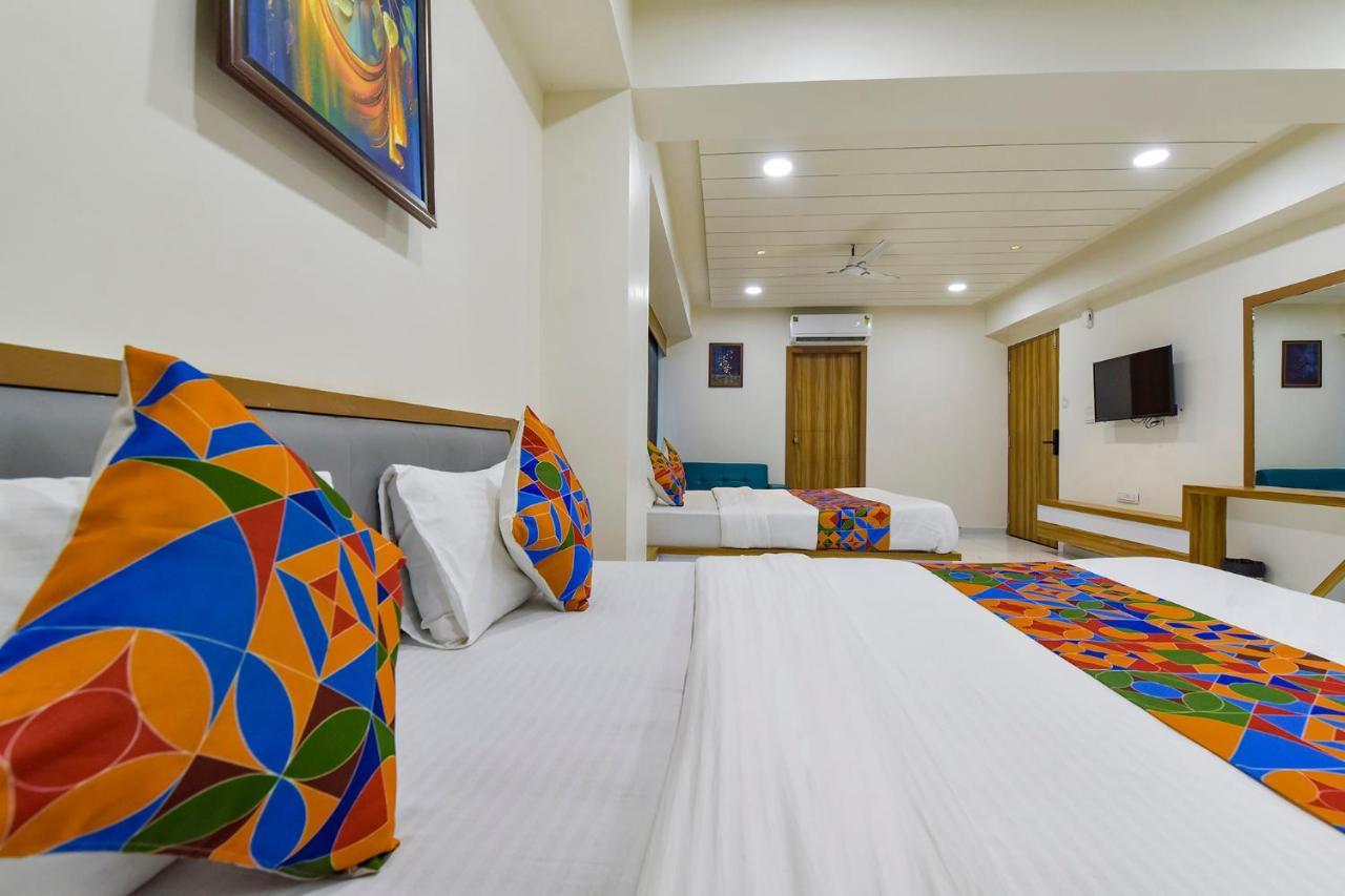 Fabhotel Bliss Αχμπανταμπάντ Εξωτερικό φωτογραφία